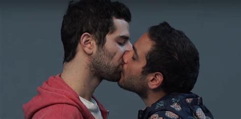Watch Israeli Jews And Arabs Kiss To Protest Book Ban