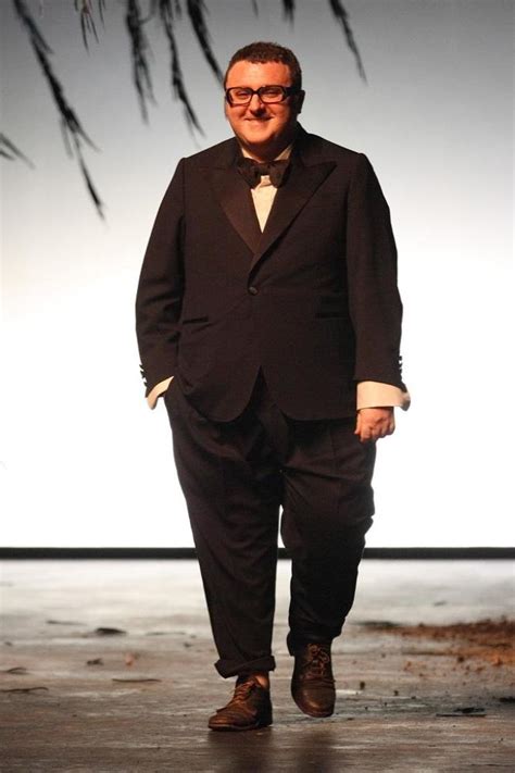 International award, council of fashion designers of america (cfda), june 2005 named chevalier of the légion d'honneur, paris Alber Elbaz Considered Quitting Fashion