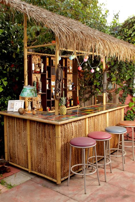 Many are made of repurposed objects and materials like pallets and barrels, while others are part of a home chef's customized dream kitchen.some bars are attached to interior kitchens and. 100 DIY Backyard Outdoor Bar Ideas to Inspire Your Next ...