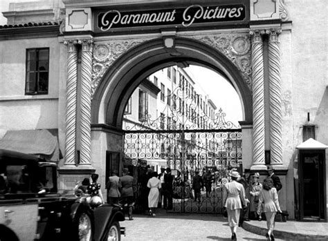 The official twitter for paramount pictures. Paramount Studios, 1930s - Fists and .45s!