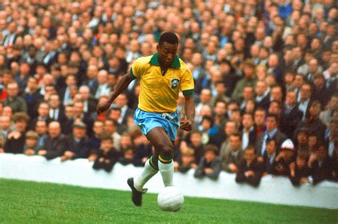 Pele Soccer Information Facts Stats And Goals Full Details