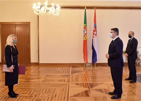 Zoran milanovic, president of croatia (elected on jan 5, 2020 with 52.7% of the votes) zoran milanović (born 30 october 1966) is a croatian politician who has served as president of croatia since 19. Ambassador of the Portuguese Republic Presents her Credentials - President of the Republic of ...