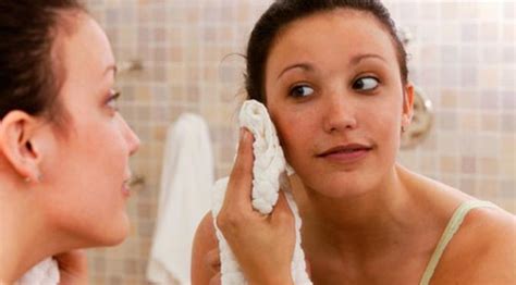 Gunakan Waslap Untuk Mencuci Muka Yang Lebih Bersih Lifestyle