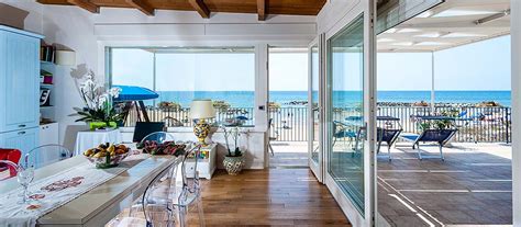 Agriturismo sicilia agriturismo sicilia mare appartamenti agrigento appartamenti caltanissetta appartamenti caltanissetta e provincia appartamenti marina di ragusa. Donnalucata Onda Appartamento sul Mare in affitto ...