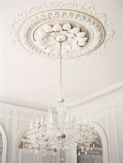 25 Ceiling Medallions For Adding A Refined Touch Digsdigs