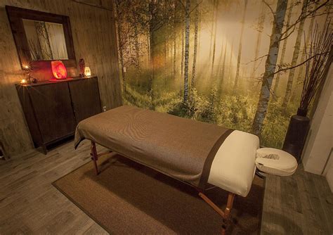 Cedar And Sage Co Banffs Holistic Lounge Massage Room Decor Spa Relaxation Room Spa Room Decor