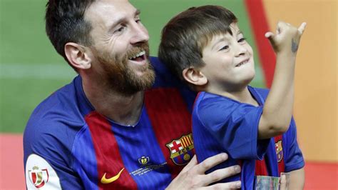 Vídeo La Genial Historia Del Gesto Surfero De Thiago Messi