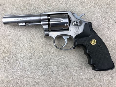 Handgun Smith And Wesson Model 64 38 Spl 4 Ss Revolver Police Trade