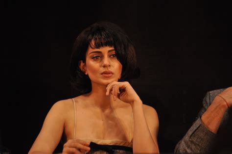 high quality bollywood celebrity pictures kangana ranaut sexy cleavage show at film shootout