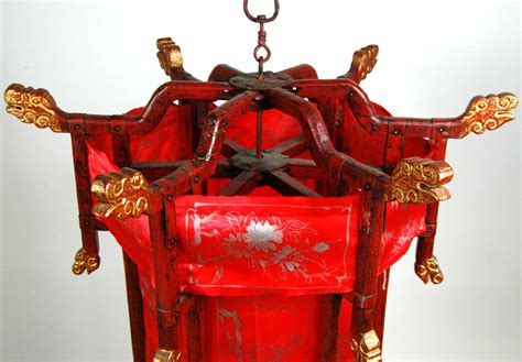 Antique Red Silk Lantern Chinese Dragon Head Wood Frame Ebay