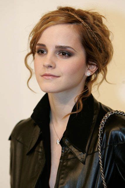 A Deep Dive Into Emma Watsons Hair History Emma Watson Hair Hair