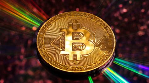 Top 10 Billionaires Who Own Bitcoin | CoinCodex