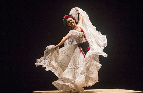 Galería 100 De Amalia Hernández Fundadora Del Ballet Folklórico De México Televisa News