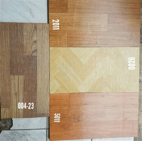 Hubungi 031 99447946 wa 085797920030 Jual jual lantai vinyl karpet roll motif kayu tipe3021 di ...