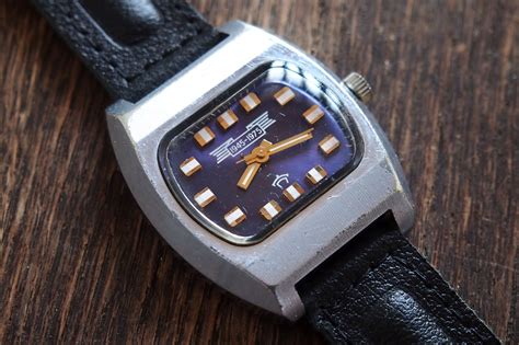 Follow rakéta and others on soundcloud. Raketa TV Dial 1945-1975 - russian-watches.it