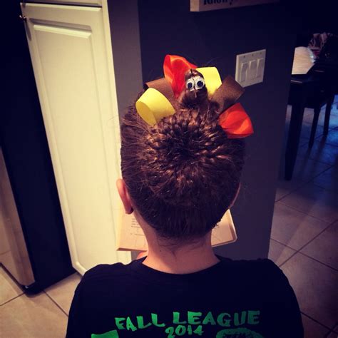 Festive Thanksgiving Hairstyle Thanksgiving Hairstyles Festive
