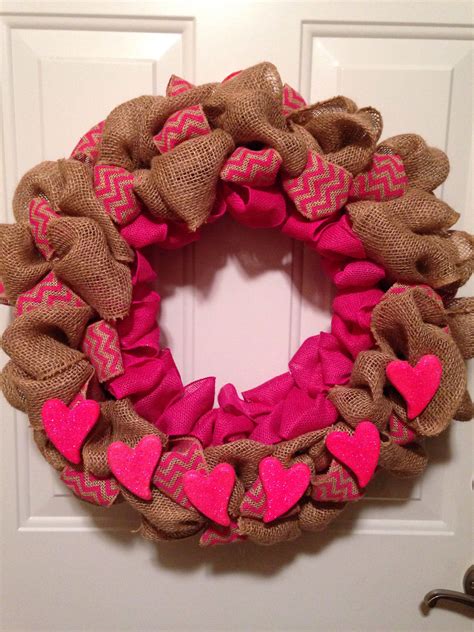 Burlap Valentines Wreath Love Valentine Crafts Valentine Wreath