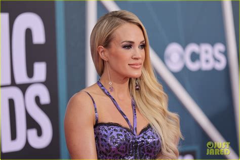 Carrie Underwood Rocks Animal Print Mini Dress For Cmt Music Awards