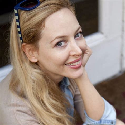 Το σεπτέμβριο του 2009 η φαίη ξυλά παντρεύτηκε με το συμπρωταγωνιστή της στη. Η Φαίη Ξυλά επέλεξε ένα υπέροχο φόρεμα στη βάφτιση του ...