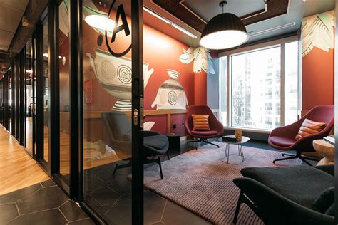 A Look Inside Weworks Nyc Coworking Space E 57th Officelovin