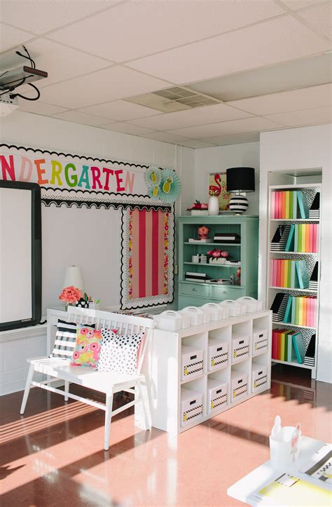 Bright And Happy Classroom Makeover Classroom Makeover Kindergarten