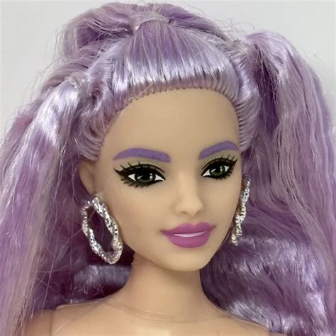 MATTEL BARBIE EXTRA Purple Crimped Hair Nude Articulated Curvy Neysa