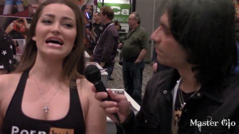 Dani Daniels Chats With Us At Avn Expo Youtube Youtube