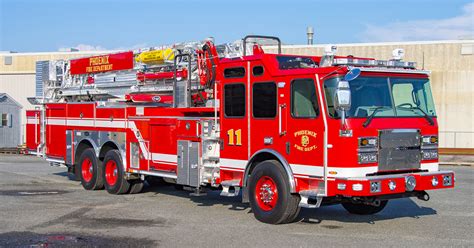 Phoenix Fire Departments New E One Hp 95 Platforms Are Part Of Eight