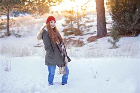 fotos gratis naturaleza al aire libre persona nieve frío invierno gente niña mujer