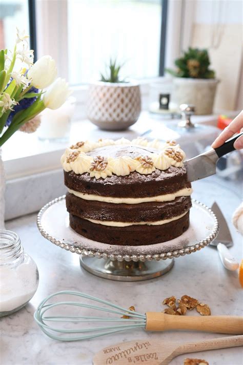 Carefully stack the cakes on the cake stand. 3 Tier Spiced Carrot & Walnut Cake | Spiced carrots, Cake ...