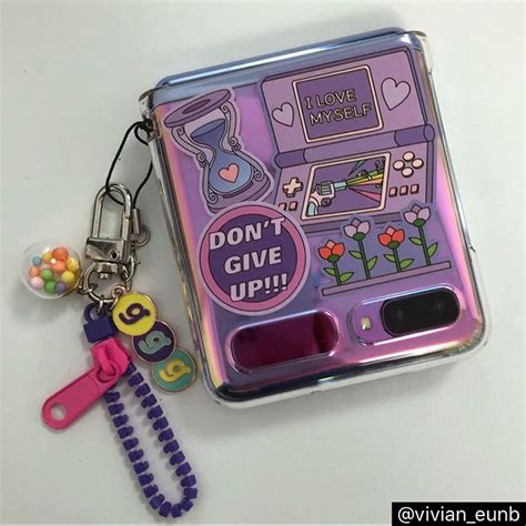 Flip phone anime aesthetic #shorts. 아르디움 on Instagram: "오늘도 Z플립과 함께 하는 아르디움 스티커 후기 입니다 ...