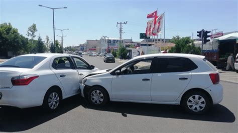 Nevşehir de iki otomobil çarpıştı 1 yaralı FİB HABER Nevşehir