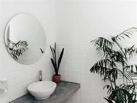 21 Essential Minimalist Bathroom Tips And Ideas Minimalism Made Simple