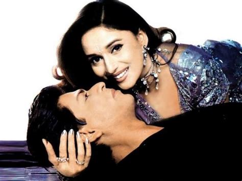 rare unseen pictures shahrukh khan madhuri dixit filmibeat