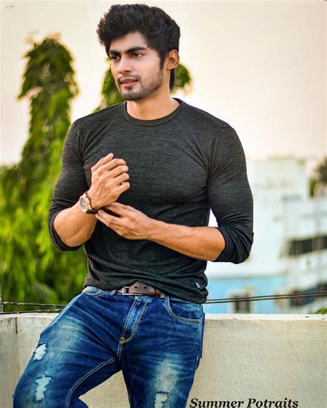 Tharshan Thiyagarajah (Bigg Boss Tamil 3) Contestant Age ...