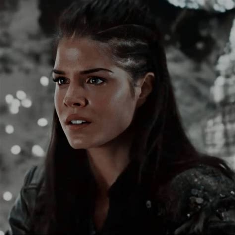 Pin By 🤯🤯 On Octavia Blake In 2020 The 100 Poster