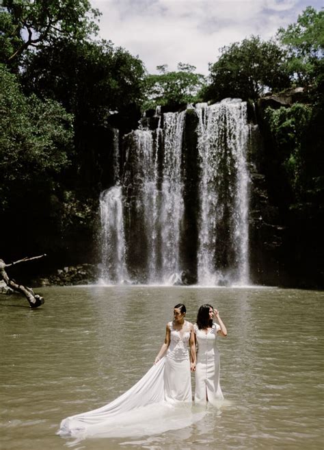 Costa Rican Brides Beautiful Photo In Waterfall Wedding Event Planner
