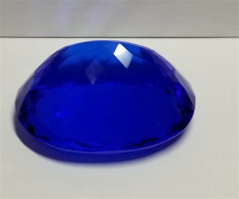 124-35-ct-vvs-cobalt-blue-quartz-oval-cut-loose-gemstone-property-room