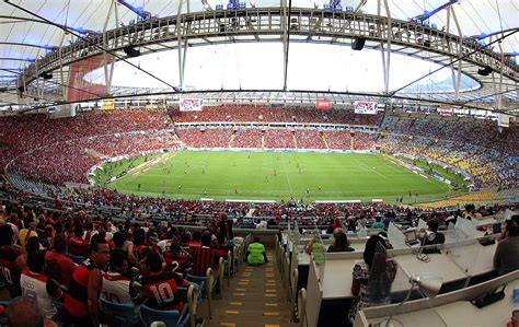 Acompanhe flamengo x fluminense ao vivo pelo campeonato craioca a partir das 20h30 (de brasília) com transmissão do canal rádio. Flamengo x Fluminense: veja a nova parcial de ingressos vendidos