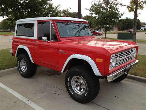 Ford Bronco Más Classic Bronco Classic Trucks Classic Cars Old Ford