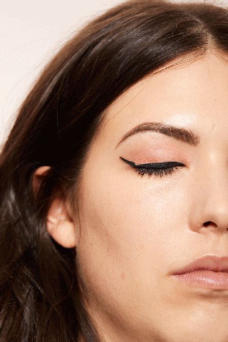 how to apply liquid eyeliner stylecaster
