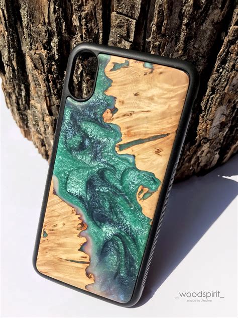 Epoxy Resin Crafts Wood Resin Resin Art Green Phone Case Green