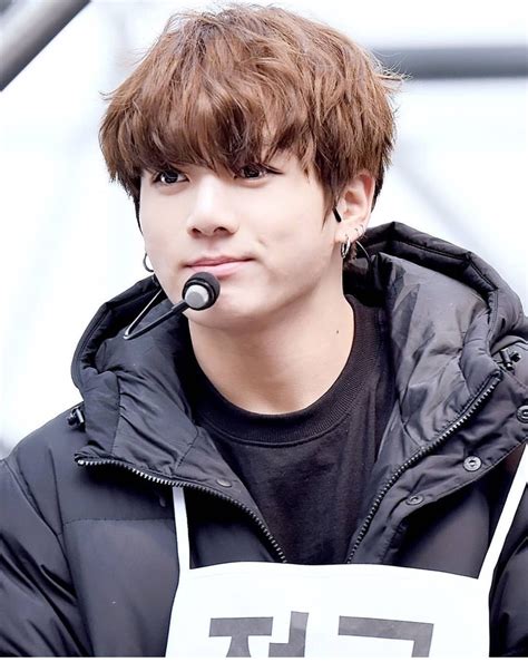 See more ideas about jungkook, bts jungkook, jeon jungkook. BTS || JUNGKOOK - Handsome & Cute~ | Cantantes coreanos ...