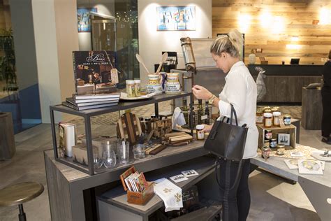 Unlock Tampa Bay Visitors Center