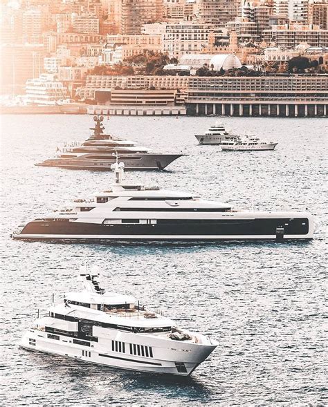 Sociale Distancing Superyachts In Monaco🛥 Superyachts Luxuryyachts
