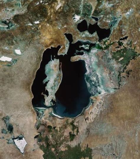 Google maps ist mittlerweile für viele menschen ein vielgenutztes tool wenn es eben nicht nur um die neuen satellitenbilder sind ab sofort via google earth oder halt über die satellitenansicht in. Aralsee - Wir sind Blog