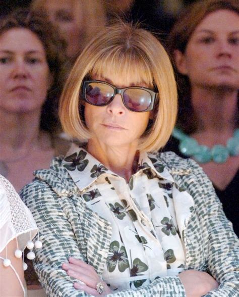 26 Times Anna Wintour Wore Sunglasses In The Dark Huffpost