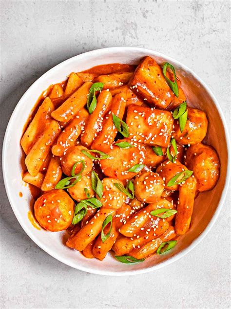 Easy Tteokbokki Spicy Korean Rice Cakes Drive Me Hungry