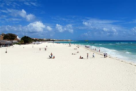 It is bordered by argentina to the south and southwest, brazil to the east and northeast, and bolivia to the northwest. Urlaub an der Riviera Maya - Kultur, Natur und Abenteuer pur