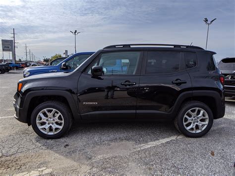 Certified Pre Owned 2016 Jeep Renegade Latitude 4wd Sport Utility